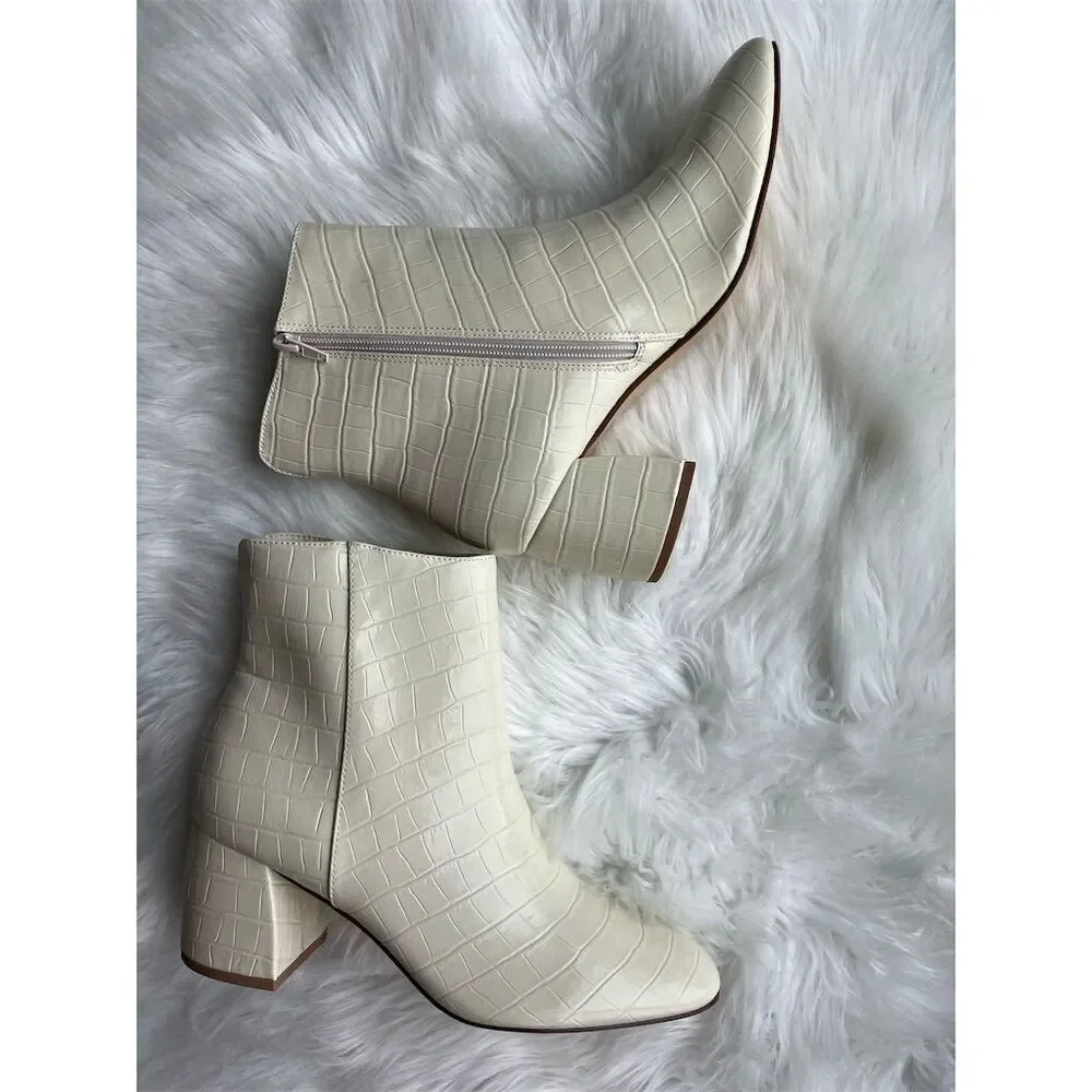 🆕 Chinese Laundry Women's Cream Glass Croc Davinna Booties Size 10  Embossed